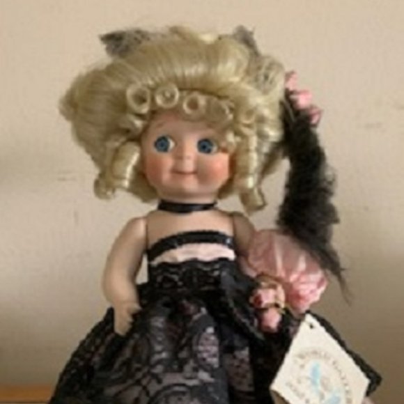 Collectible Doll Tootie FIFI La TOOT by Patricia Loveless Porcelain #160 - Picture 4 of 7